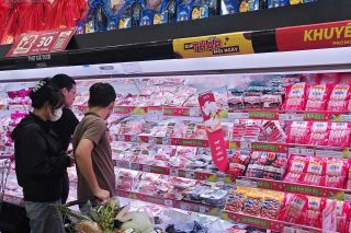 “Áp lực kép” từ hàng nhập khẩu và biến động giá: Nông hộ nhỏ trước ngã rẽ sinh tồn
