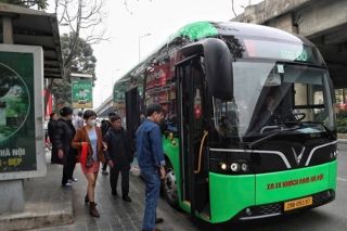 Miễn phí giao thông công cộng phục vụ người dân du xuân