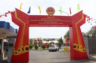 TP. HCM: Ứng cử viên ĐBQH tiếp xúc cử tri tại phường Tam Thắng