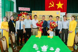 PVcomBank ký kết hợp tác với Trường TH, THCS & THPT Hà Long: Chung tay phát triển hệ sinh thái giáo dục - tài chính