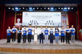 Hành trình Từ Trái Tim lan tỏa tri thức và khát vọng lớn đến sinh viên TP.HCM