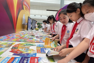 Dự kiến miễn phí sách giáo khoa trên phạm vi cả nước từ năm học 2029 - 2030