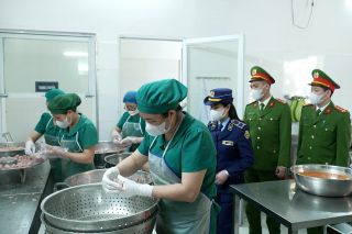 Lạng Sơn đẩy mạnh công tác kiểm tra an toàn thực phẩm