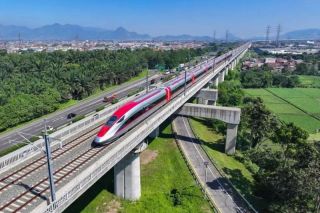 Triển khai thực hiện các Nghị quyết của Quốc hội về đầu tư một số dự án đường sắt