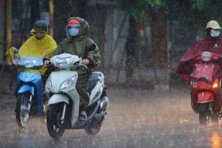 Đêm 22/4, không khí lạnh ảnh hưởng đến Bắc Bộ, cảnh báo mưa dông nguy hiểm
