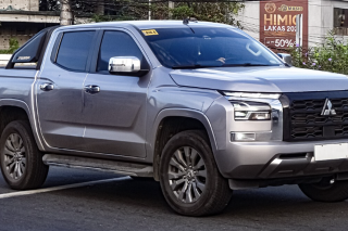 Các đại lý mạnh tay giảm giá sâu Mitsubishi Triton đời cũ để dọn kho giải phóng hàng tồn