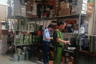 Bắc Ninh: Chuyển hồ sơ điều tra 3 vụ xâm phạm quyền sở hữu trí tuệ với tổng giá trị hàng hóa hơn 4 tỷ đồng