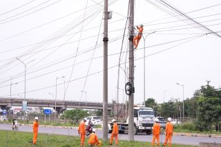Điện lực Thái Nguyên chủ động các phương án bảo đảm an toàn lưới điện mùa mưa bão
