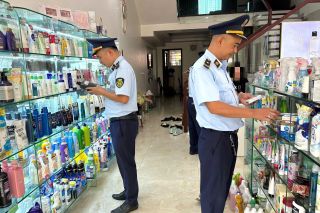 Lạng Sơn: Xử lý 3 cơ sở kinh doanh thực phẩm, mỹ phẩm nhập lậu