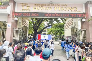 Kết thúc ngày thi 11/6: Thí sinh tại nhiều điểm thi ở Ninh Bình tự tin rời phòng thi tốt nghiệp THPT 2026