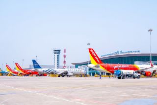 Drone liên tiếp xâm nhập, sân bay Nội Bài và Cát Bi nhiều lần phải gián đoạn hoạt động bay