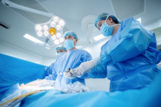 Phẫu thuật cấp cứu, bảo tồn lá lách cho nữ du khách Hàn Quốc bị tai nạn đa chấn thương ở Hạ Long