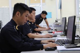 Từ ngày 14/8, 12 nhóm hàng nhập khẩu phải làm thủ tục hải quan tại cửa khẩu nhập