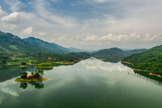 Bắc Ninh chấp thuận chủ trương đầu tư dự án Điện mặt trời rộng hơn 54 ha