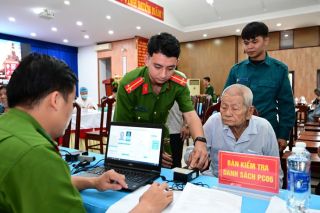Hơn 5.700 mẫu ADN nối hành trình tìm lại tên cho liệt sĩ