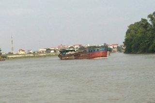 Hưng Yên kiểm tra các điểm xung yếu trên sông Luộc trước mùa mưa lũ