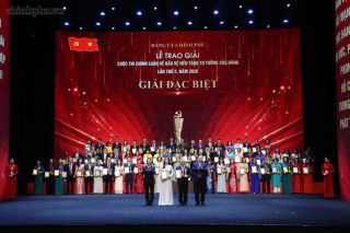 Bộ Chính trị ban hành Nghị quyết về Chiến lược công tác tư tưởng trong bối cảnh mới