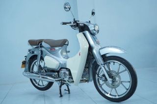 Honda Super Cub 125 mới ra mắt, giá gần 90 triệu đồng