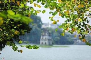 Chạm vào mùa thu Hà Nội từ những điều rất đỗi thân quen