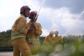 Công an TP.HCM diễn tập cứu nạn, cứu hộ tại kho xăng dầu Bình Thắng