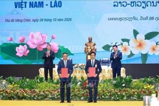 Việt Nam và Lào 'gắn kết chiến lược' trong lĩnh vực kinh tế