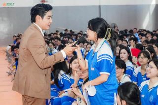 Đà Nẵng: Khởi động chương trình chăm sóc sức khỏe tinh thần, hướng nghiệp cho học sinh