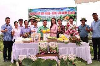 Hà Nội: Hòa Xá biến lượt xem trực tuyến thành đơn hàng nông sản