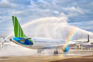 Bamboo Airways khai trương đường băng số 2 sân bay Phù Cát bằng chuyến bay thẳng từ Macao