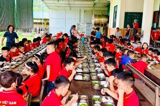 Nghệ An tăng cường giám sát bữa ăn bán trú tại các cơ sở giáo dục