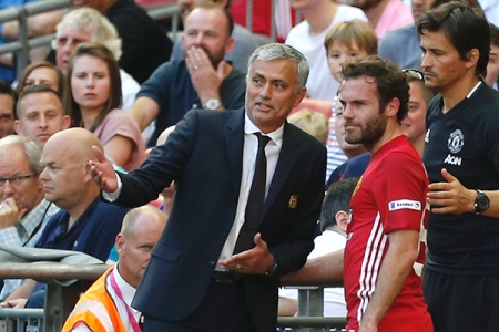 Man United: Mourinho cuối cùng đã thừa nhận tài năng của Juan Mata