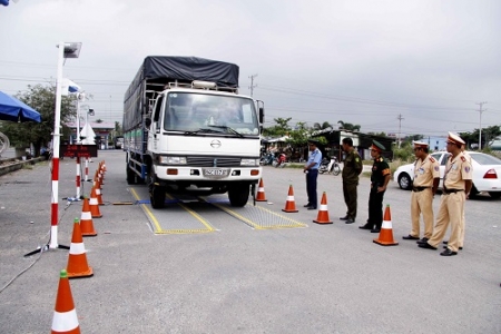 Tăng cường kiểm soát tải trọng phương tiện giao thông