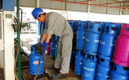 Giá gas tăng 19.000 đồng/bình 12 kg trong tháng 11