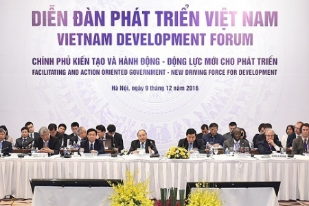 Thủ tướng Nguyễn Xuân Phúc dự Diễn đàn phát triển Việt Nam