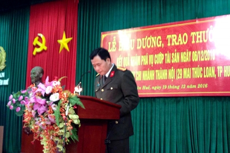 Thừa Thiên Huế: Trao thưởng cho Ban chuyên án trong vụ cướp ngân hàng