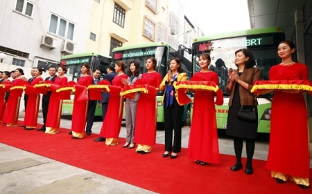 Hà Nội: Khai trương tuyến xe buýt nhanh (BRT)