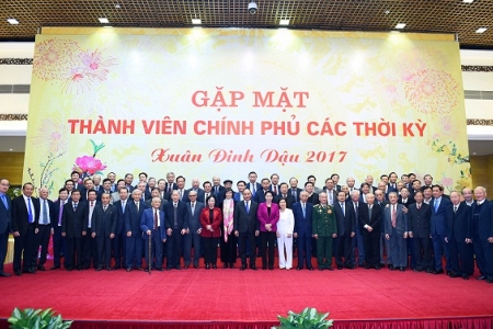 Thủ tướng Nguyễn Xuân Phúc gặp mặt thành viên Chính phủ các thời kỳ