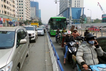 Thủ tướng yêu cầu: Xử lý nghiêm hành vi lấn làn, tạt đầu xe buýt nhanh BRT