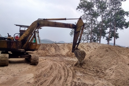 Thanh Hóa: Tạm đình chỉ công tác Chủ tịch UBND xã vì để “cát tặc” nhởn nhơ hoạt động