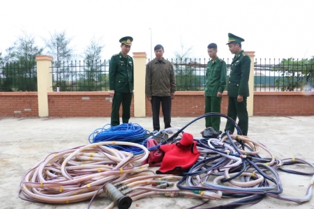 Đồn BP Cô Tô (Quảng Ninh): Bắt giữ phương tiện sử dụng kích điện khai thác hải sản