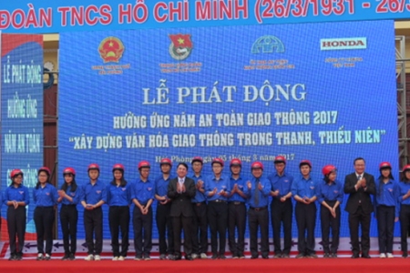 Gần 2.000 thanh niên Hải Phòng hưởng ứng Năm ATGT 2017