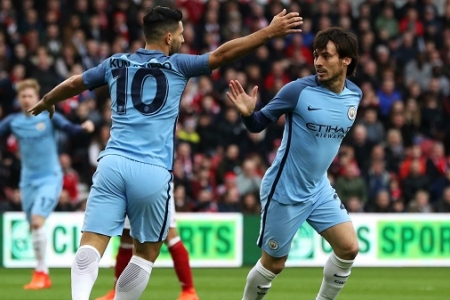 Silva và Aguero tỏa sáng, Man City vào bán kết Cup FA