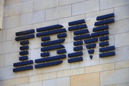 IBM ra mắt dịch vụ blockchain cho các doanh nghiệp