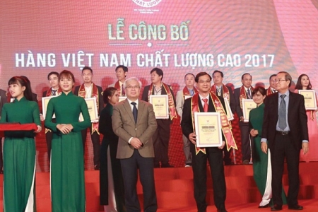 Sagrifood đạt danh hiệu Hàng Việt Nam chất lượng cao 2017