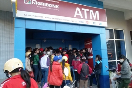 Không để ATM hết tiền trong dịp nghỉ Lễ 30/4