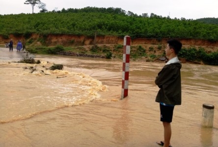 Thanh Hóa: Nhiều xã miền núi bị cô lập sau mưa lớn