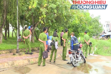 Vĩnh Long: Xác người đàn ông lõa thể trôi sông