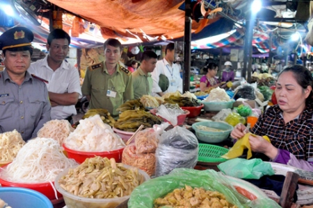 Hải Phòng: Tăng cường quản lý chất lượng vật tư và an toàn thực phẩm trong lĩnh vực nông nghiệp