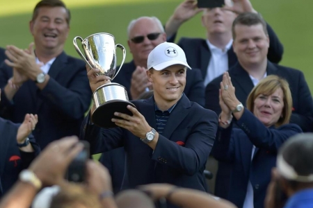 Jordan Spieth chiến thắng Travelers Championship nhờ cú birdie ấn tượng tại vòng Playoff