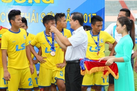 Hạ SLNA, Viettel vào chung kết giải U15 Quốc gia 2017