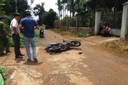 Gia Lai: Mâu thuẫn tình cảm, 3 thanh niên lao vào đâm nhau